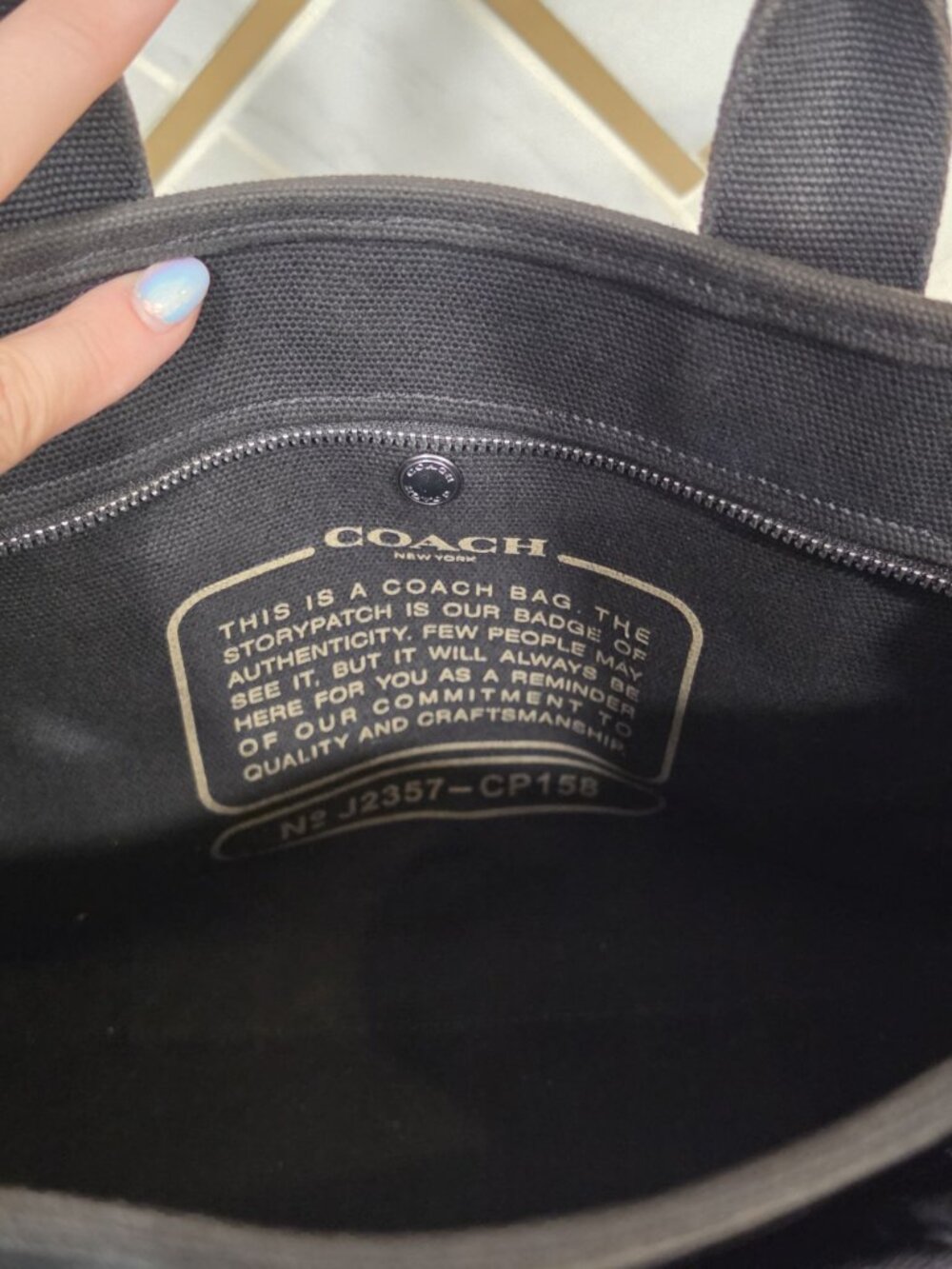 Coach Black Canvas Tote Bag With Gold Logo Spacious Interior Snap Closure Faded - Picture 6 of 8